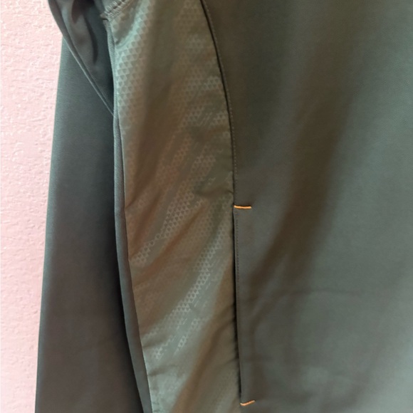 Majestic Green and Yellow Packers Zip-Up Hoodie - Picture 3 of 11